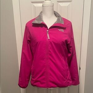 The North Face Women's Fuchsia Ski Jacket for Girls Size XL 18. Great Condition